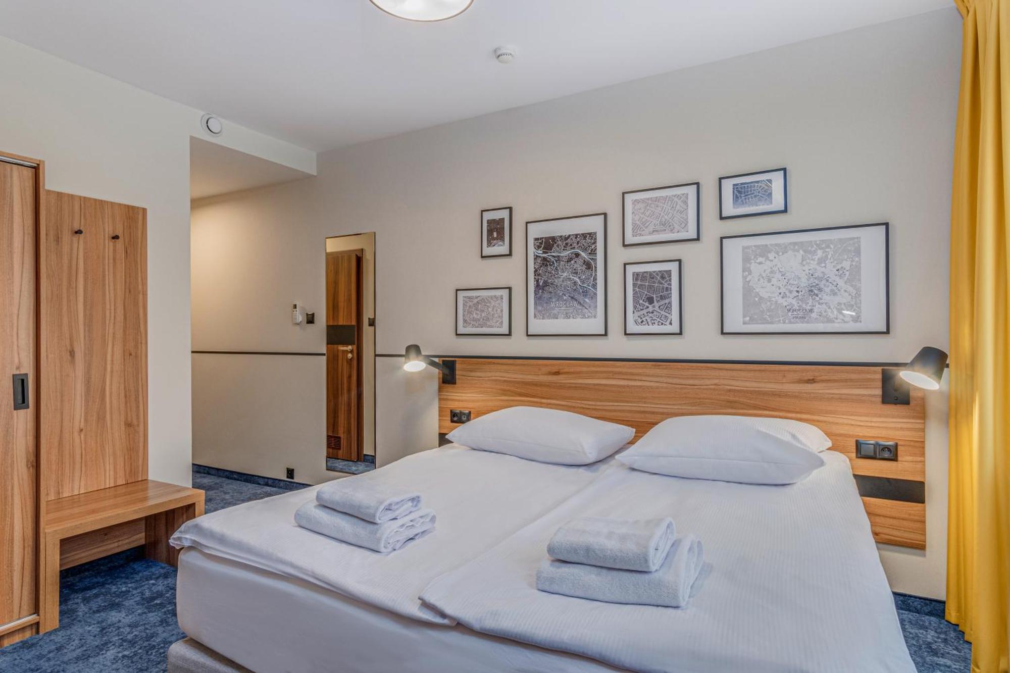 Tulip Hotels - Wroclaw Centre ภายนอก รูปภาพ