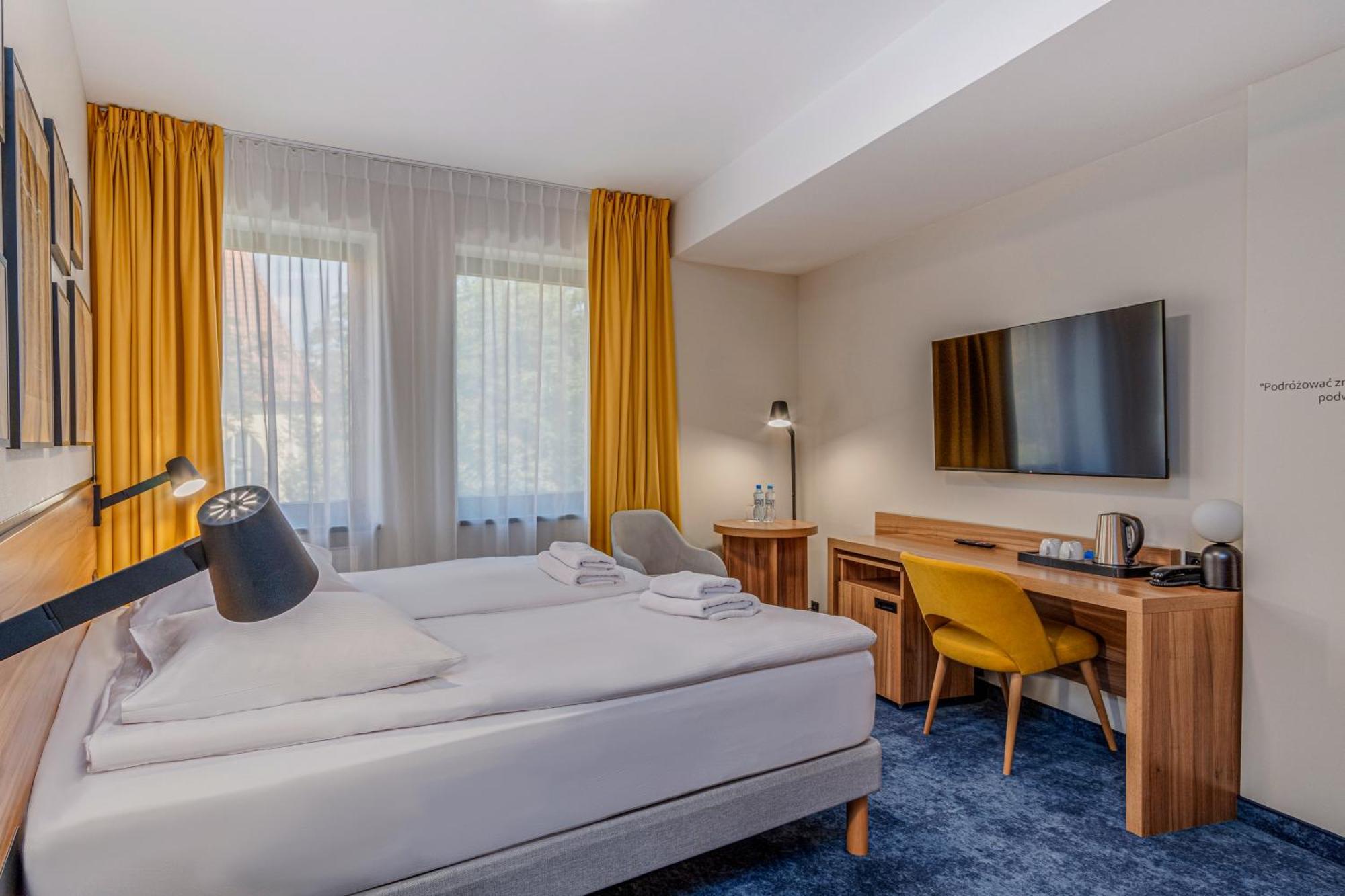 Tulip Hotels - Wroclaw Centre ภายนอก รูปภาพ